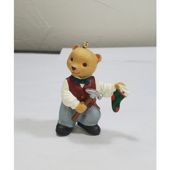 Vintage 1993 Hallmark Keepsake The Bearingers - Papa Bearinger Ornament #1 - Picture 3 of 6